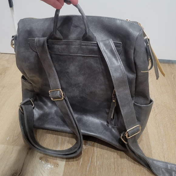 Amazing Faux Leather Convertible Bag with Colorful Guitar Strap - Picture 4 of 4